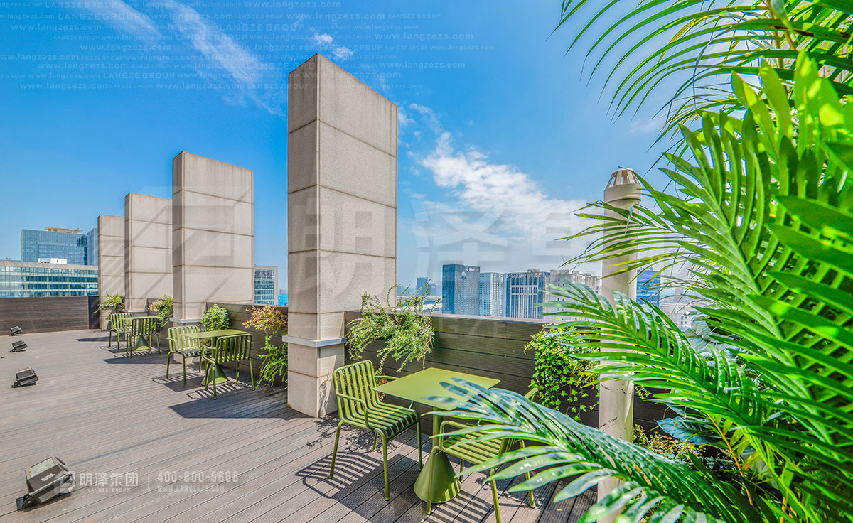 海馬(鄭州)商務(wù)會館辦公室(天臺)