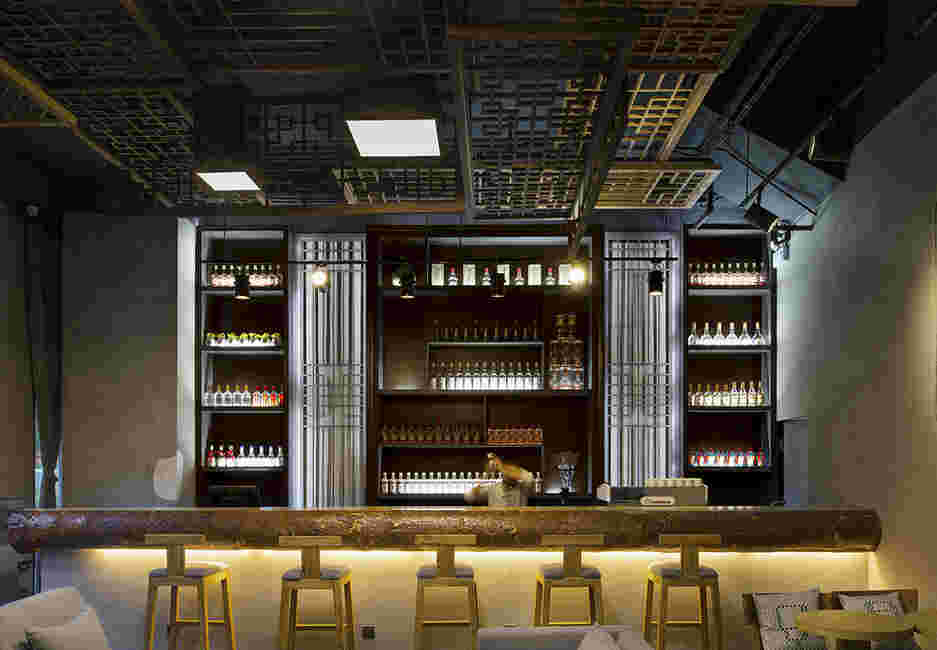 高級紅酒會(huì)所設(shè)計(jì)裝修效果圖